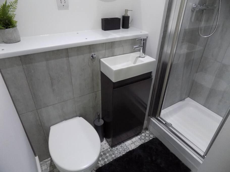 2 Bedroom Luxury City Centre Apt Lincoln Luaran gambar